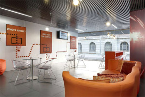 Esadecreapolis-ornage corner