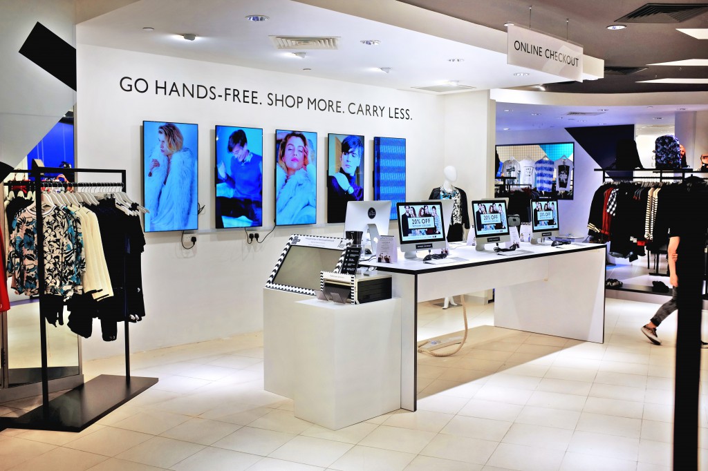 OUTLET_Hands Free_store